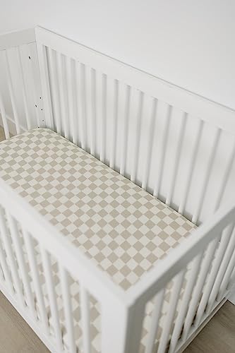 Mebie Baby Taupe Checkered Muslin Crib Sheet 1